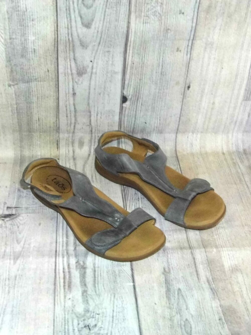 TAOS The Show Steel Leather Sandals Womens Size 8
